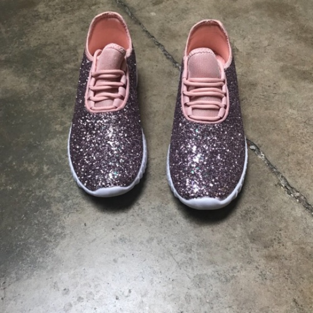 Glitter Fashion Sneaker - Picture 4 of 8